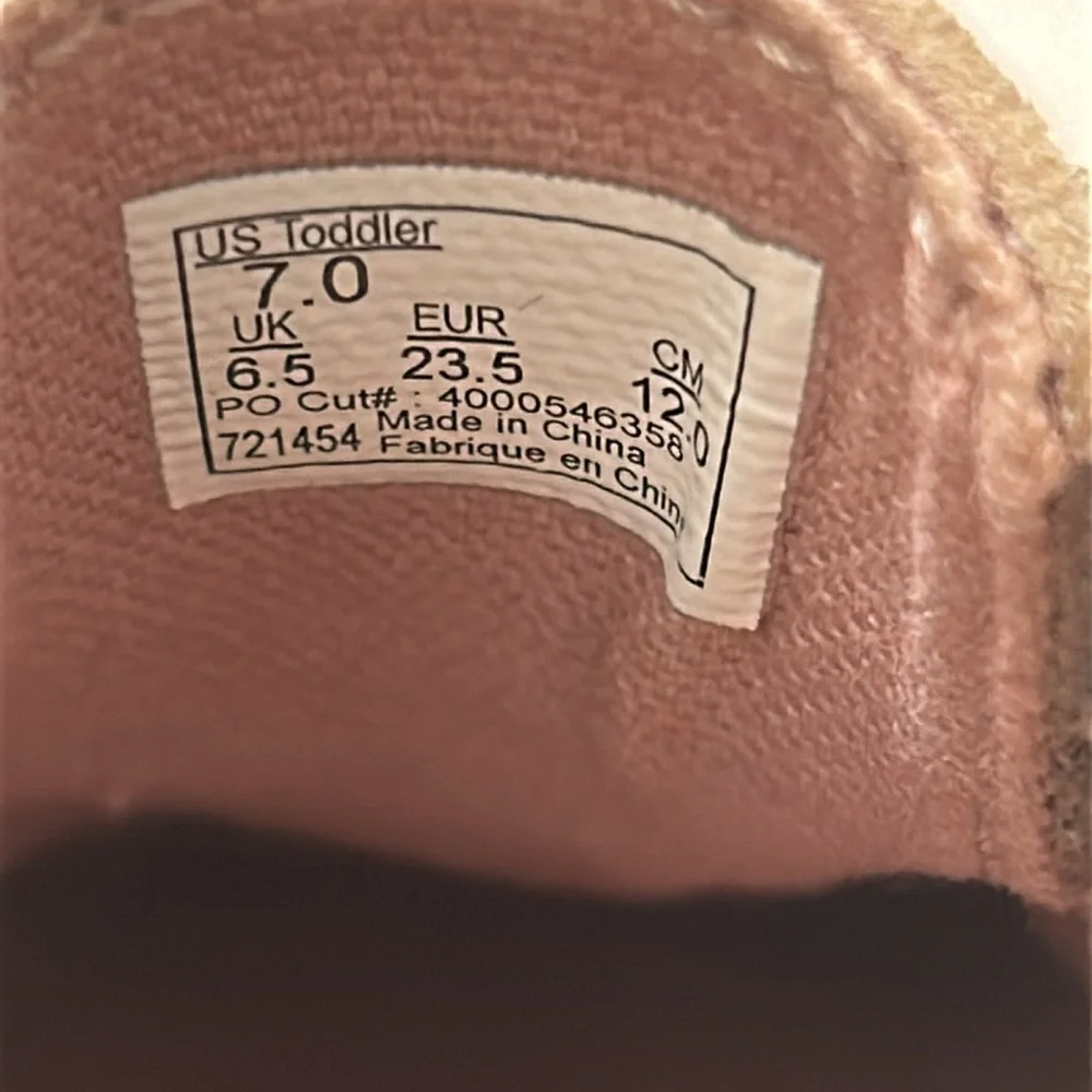 Vans fringe moccasin pink suede sneaker kids toddlers Slip In loop strap size 7